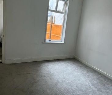 Studio Flat, Handsworth, B21 - Photo 3