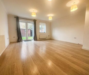 5 bedroom terraced house to rent - Photo 3