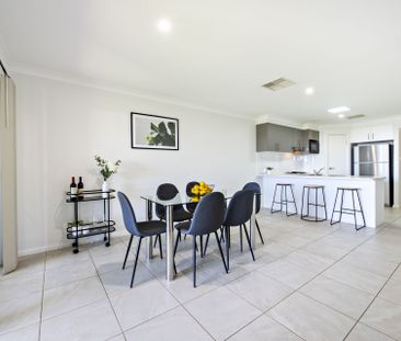 Modern Three Bedroom Duplex Close to Delroy shops - Photo 2