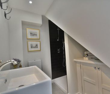 2 bedroom end of terrace house to rent - Photo 5