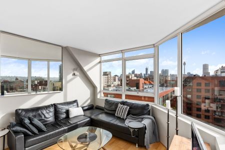 Top Floor In The Gazebo With Wrap Around Harbour & City Views - Photo 5