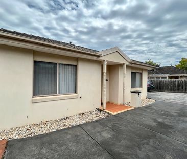 Ideally located family home - Photo 3