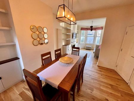 4 bedroom terraced house to rent - Photo 2