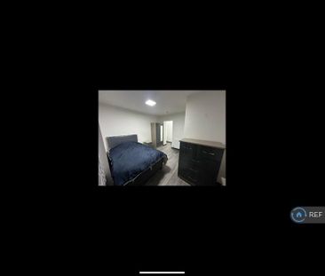 1 bedroom in a house share to rent - Photo 6