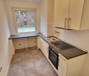 Nähe Uni: Renovierte 2 Zimmer-Wohnung mit neuer EBK in 23562 Lübeck... - Photo 4