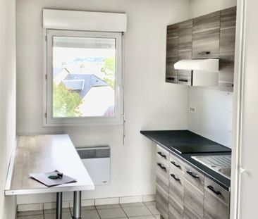 Location Appartement 2 pièces 50m² ONET LE CHATEAU 12850 - Photo 3