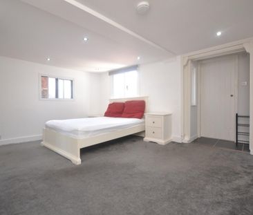 1 bedroom Flat To Let - Photo 4