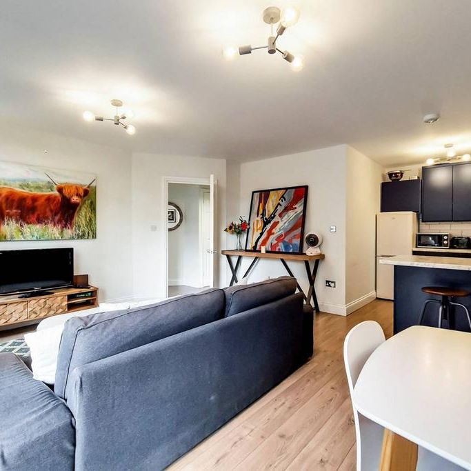 2 bedroom flat to rent - Photo 1