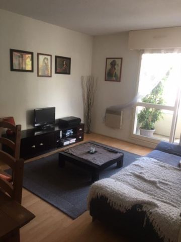 Location Appartement 2 pièces 45m² - Photo 2