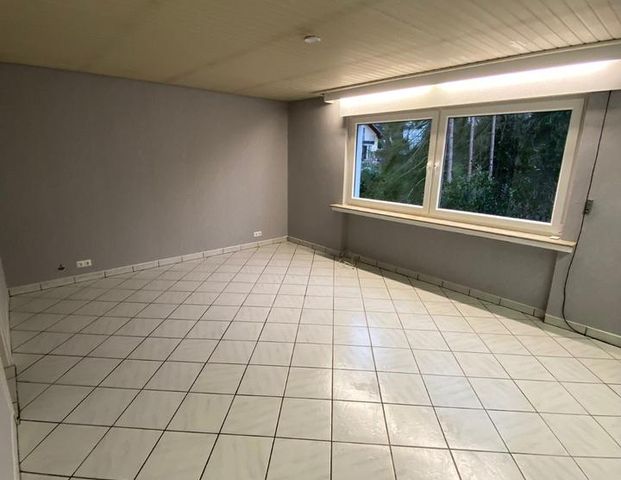3 Zimmer Souterrain-Wohnung mit Terrasse und Garten in Odenthal - Foto 1