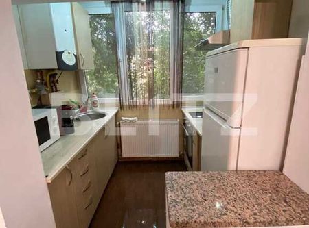 Apartament cu 3 camere, 60 mp, parcare, zona strazii Nicolae Titulescu - Fotografie 4