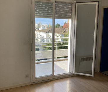 Location Appartement 1 pièce 20m² PESSAC 33600 - Photo 1