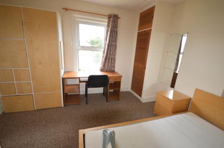 Bournemouth Brassey Road Winton, BH9, Dorset - Photo 5