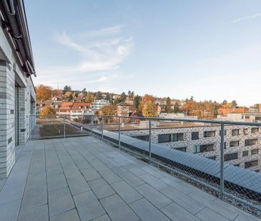 Light and modern attic apartment to feel good - Photo 3