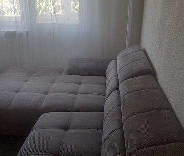 Apartament 2 camere, balcon, 375 EUR/lună - Fotografie 1