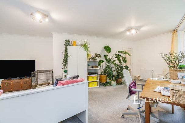 1 bedroom house to rent - Photo 1