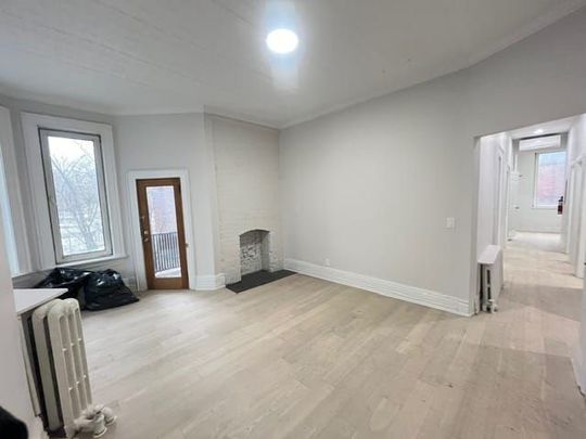 For Lease - 2 Bellwoods Park Unit# 2, Toronto, Ontario - Photo 1