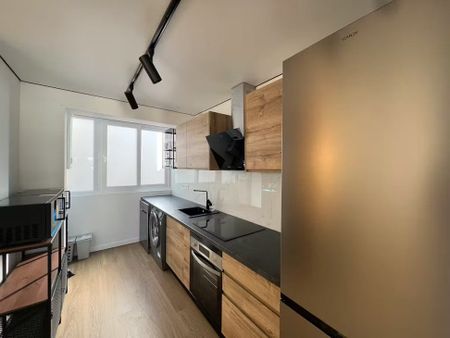 Carrer Llirons, Burjassot, Valencian Community 46100 - Photo 4