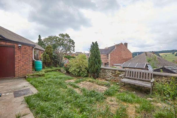 Hillside Rise, DE56 - Photo 1