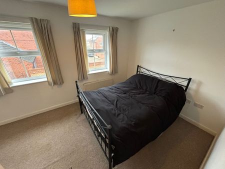 2 bedroom semi-detached house to rent - Photo 2