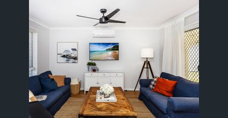 Bright, Spacious & Ideally Located—Your Perfect Mudgeeraba Home - Photo 2