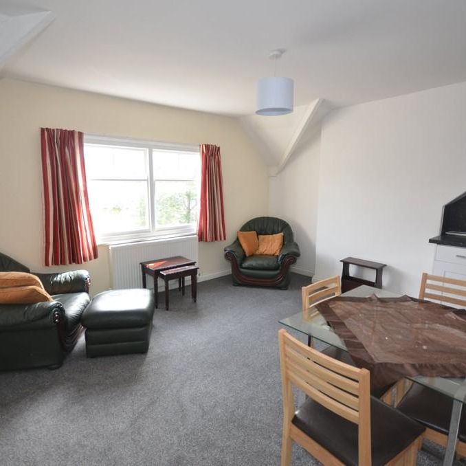 2 bedroom flat to rent - Photo 1