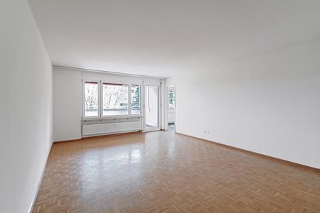 "Helle, grosszügige 3.5 Zimmer-Wohnung" - Photo 5