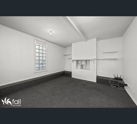2/5 Carr Street, North Hobart, Tas 7000 - Photo 3