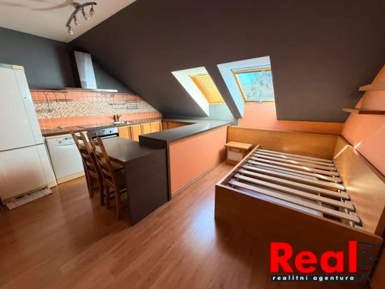 Pronájem, byt 2+kk, balkon, ulice Brandlova, obec Hodonín - Photo 1
