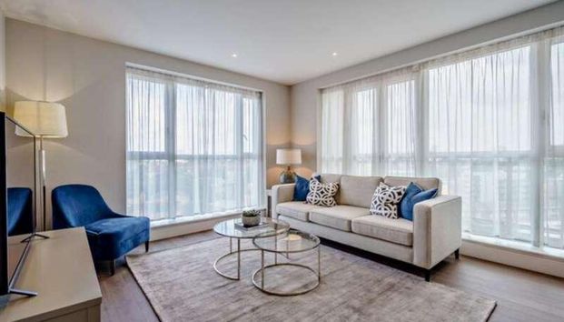 Westferry Circus, London, E14 - Photo 1