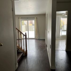 114 MERCER CRESCENT - Photo 2