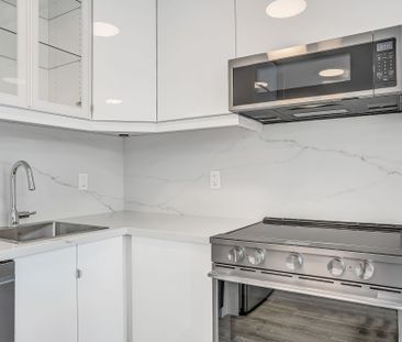 For Lease - 439 Winona Drive Unit# C, Toronto, Ontario - Photo 6