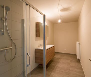 Verrassend ruim en instapklaar appartement met 2 slaapkamers in cen... - Photo 5