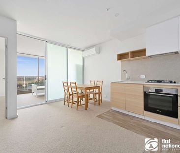 FURNISHED!! - Modern Apartment in Caulfield Village - Photo 2