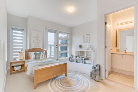 For Lease - 1250 Anthonia Trail, Oakville, Ontario - Photo 2