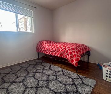 For Lease - 758 Botany Hill Crescent, Newmarket, Ontario - Photo 4