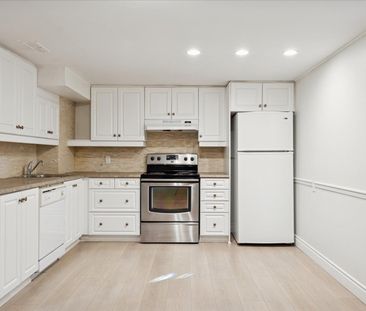 For Lease - 437 Brentwood Avenue Unit# Lower, Oshawa, Ontario - Photo 4