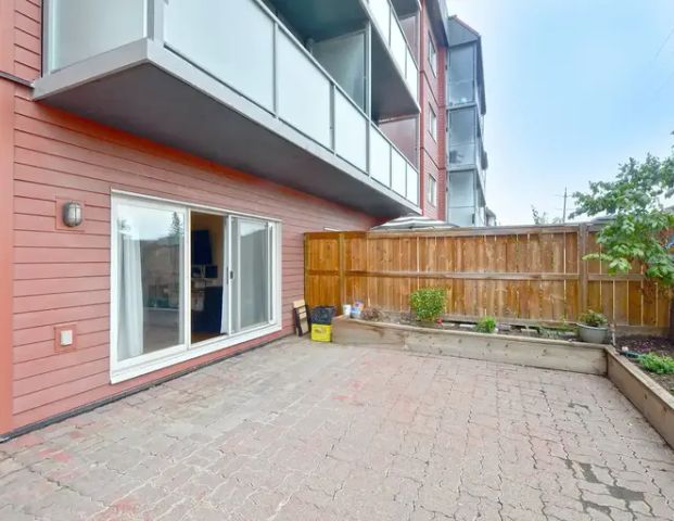 Main Floor 1 Bed 1 Bath Condo | 333 Garry Crescent NE, Calgary - Photo 1