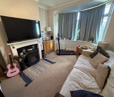 3 bedroom semi-detached house to rent - Photo 2