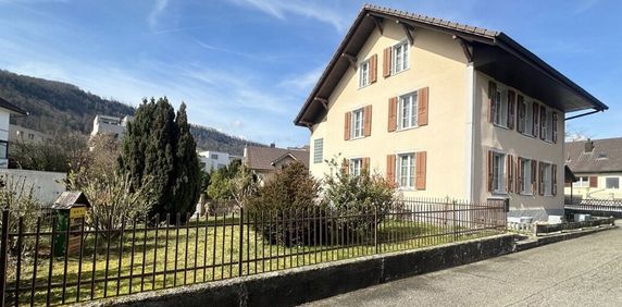 Top Renovated 3.5 Room Attic Apartment - Photo 2