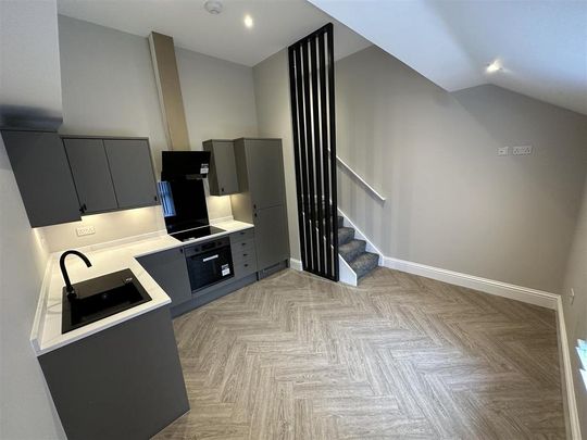 2 bedroom property to rent - Photo 1