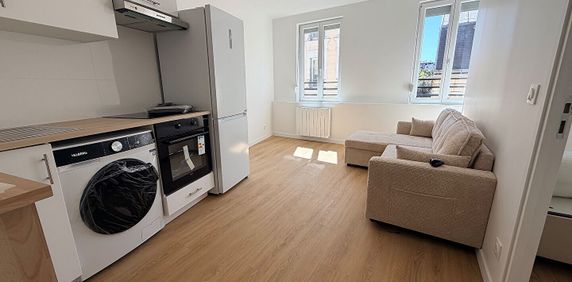 Location Meublée Charmant appartement de 2P - Centre-ville de Nanterre - Photo 2