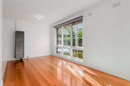 2 Bed, 1 Bath - Photo 2