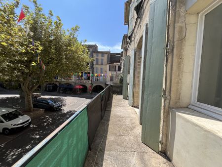 Sommières Centre - Appartement T4 de 73,44m² dans le centre piéton de Sommières - Photo 2