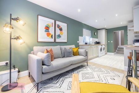 Room 1, 90 Hill Street, Lurgan, BT66 6BQ - Photo 2