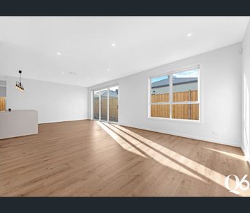 Brand New Home in Fraser Rise! - Photo 1