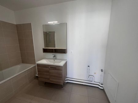 location Appartement T4 DE 88.6m² À BOBIGNY - Photo 5