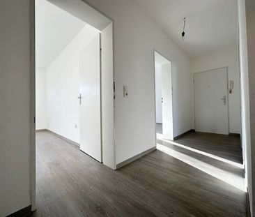 Ihr neues Zuhause! Frisch renovierte 3-Zimmer-Wohnung. - Foto 5