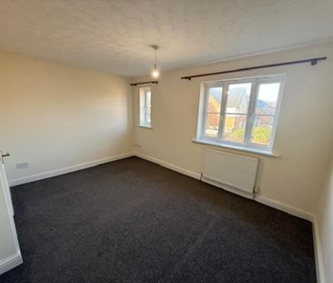 2 bedroom end of terrace house to rent - Photo 5