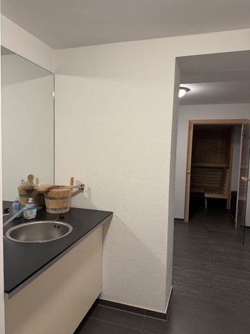 Charmante 2,5-Zimmerwohnung mit Balkon und Sauna - Foto 4